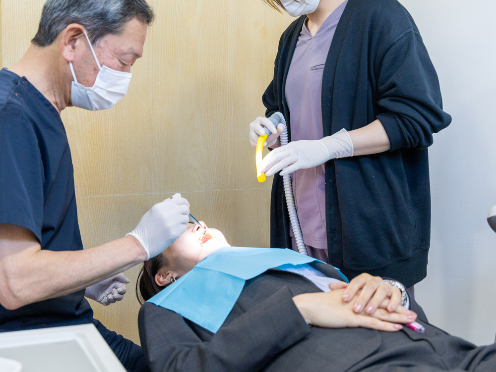 治療している様子